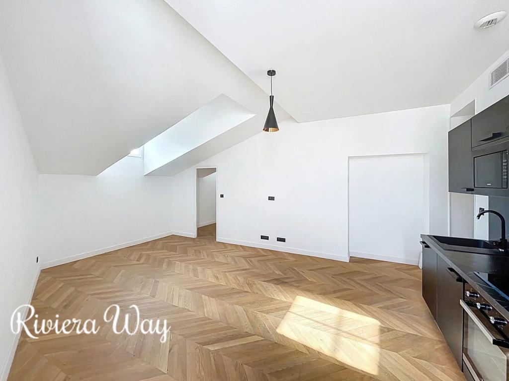 2 room apartment in Nice, photo #5, listing #104669712