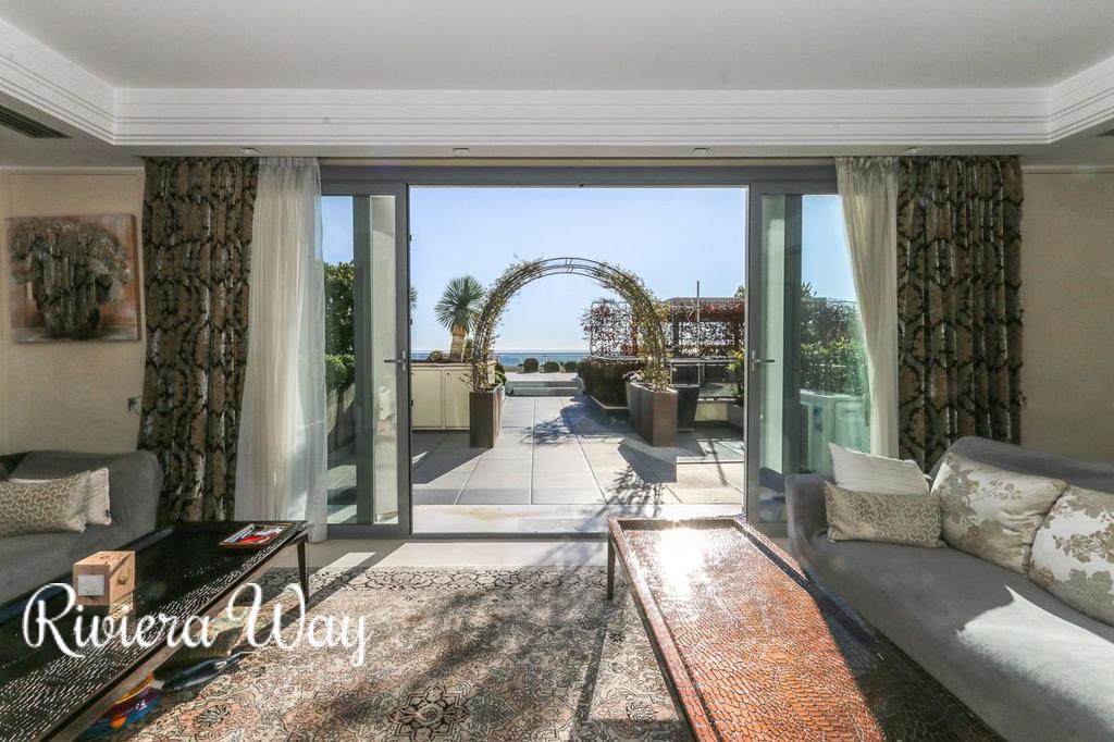 5 room villa in Roquebrune — Cap Martin, 345 m², photo #1, listing #100676814