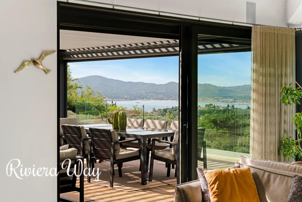 6 room villa in Grimaud, photo #3, listing #104480418