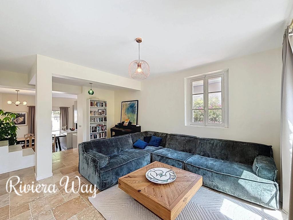 6 room villa in Cap d'Antibes, photo #10, listing #103799640