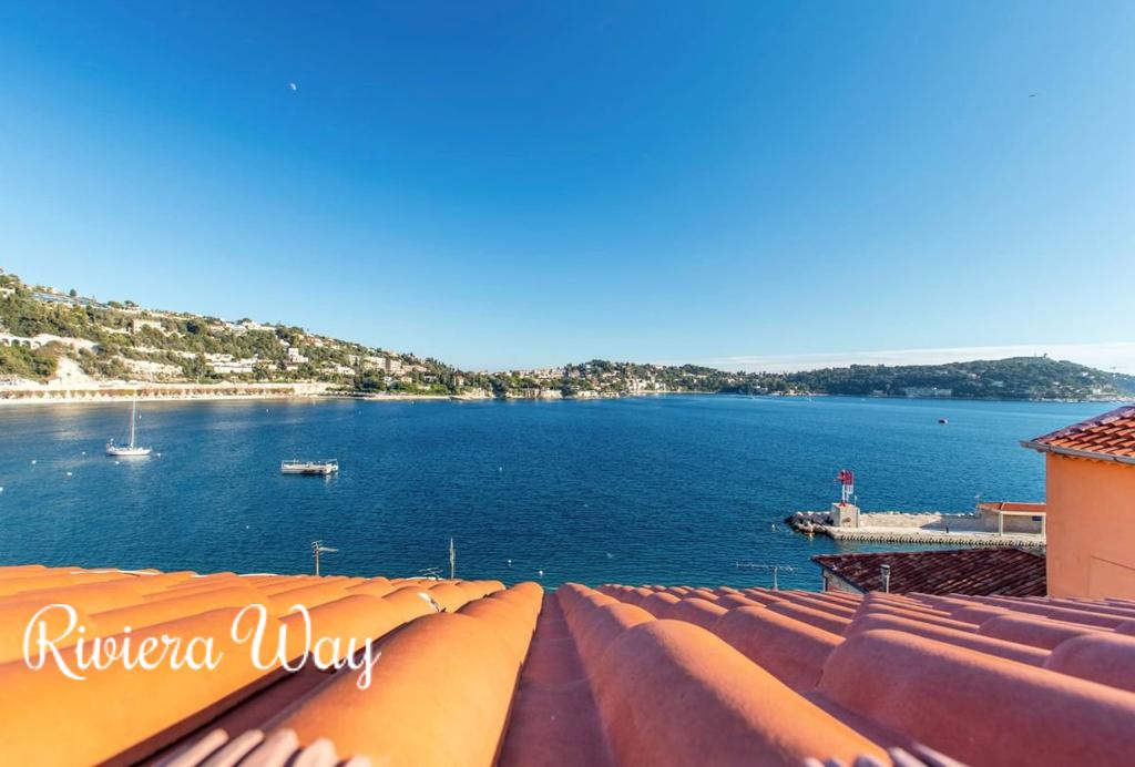 3 room penthouse in Villefranche-sur-Mer, 100 m², photo #1, listing #104751360