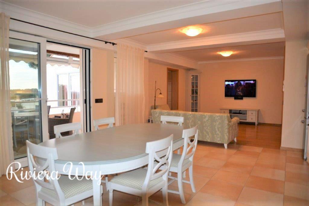 5 room apartment in Cap d'Antibes, photo #8, listing #81396756