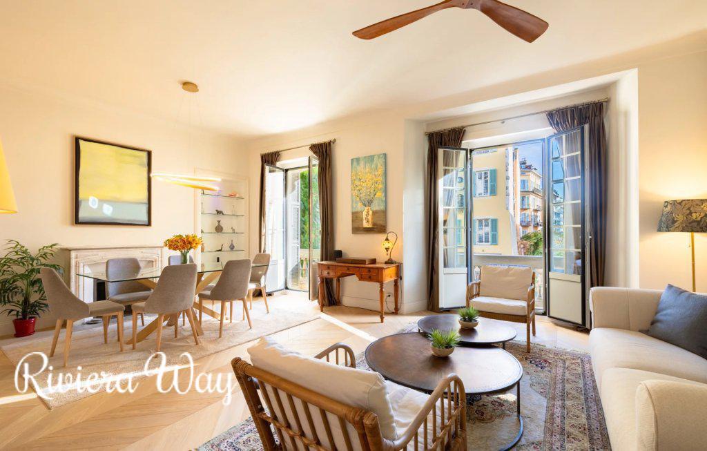Apartment in Promenade des Anglais, 110 m², photo #1, listing #104853210