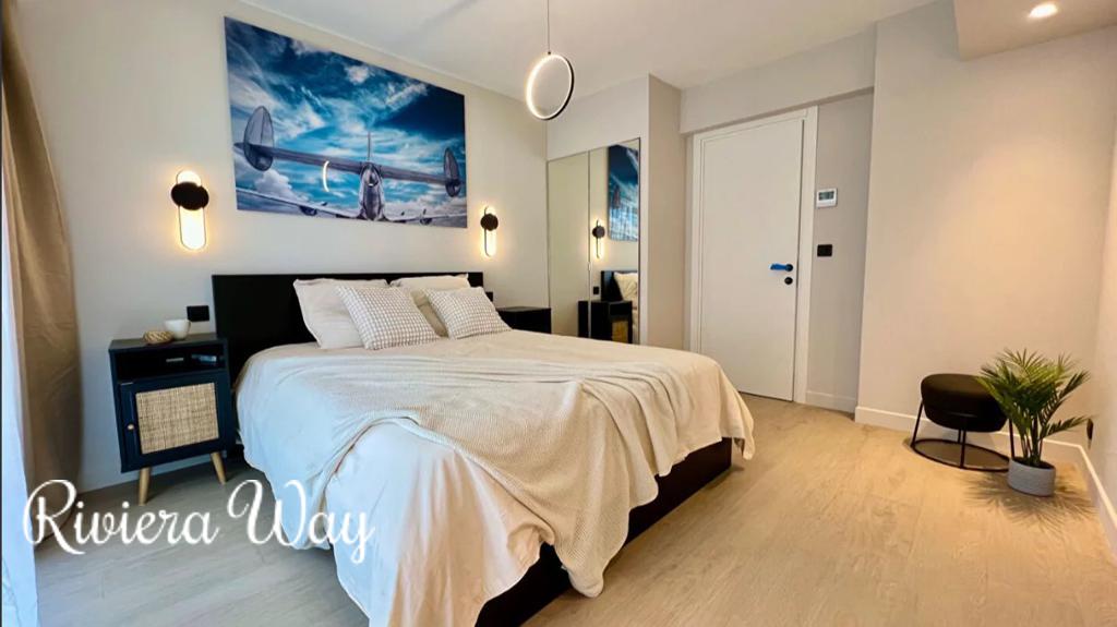 3 room apartment in Antibes, photo #9, listing #103465950