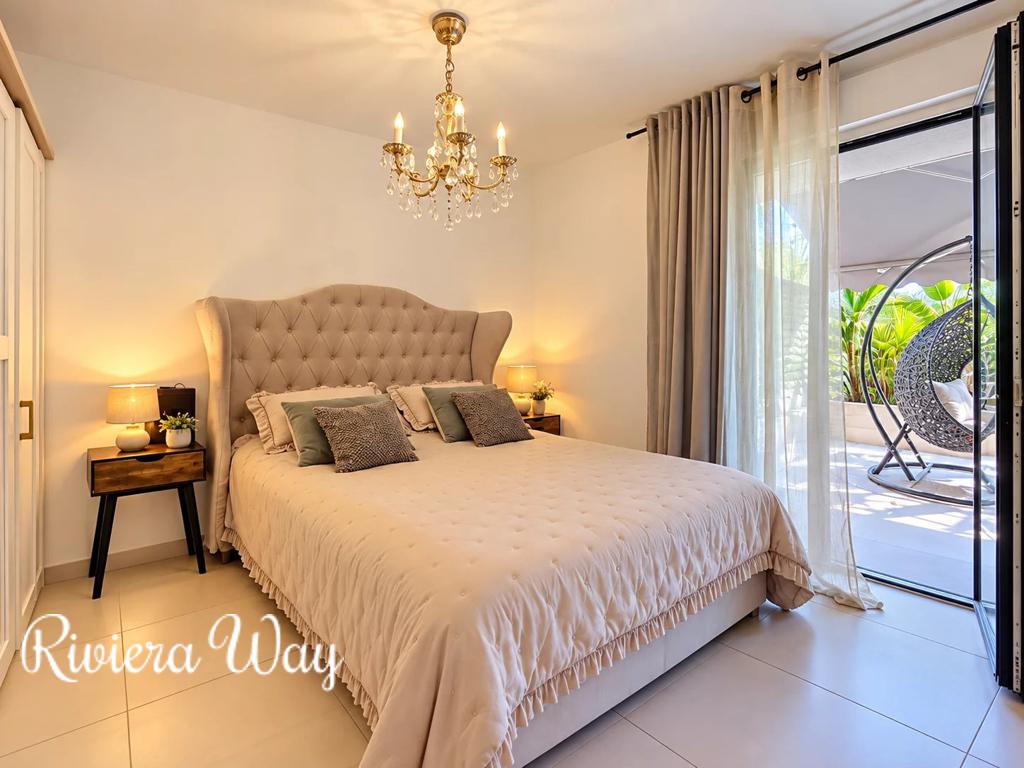 2 room apartment in Cannes, photo #4, listing #107151576