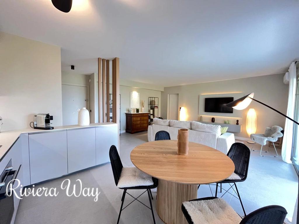 2 room apartment in Le Cannet, photo #9, listing #104216406
