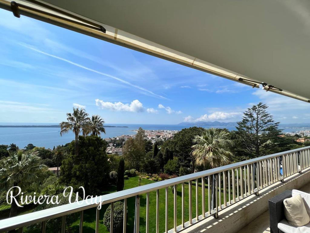 3 room apartment in Cannes, photo #2, listing #88042878