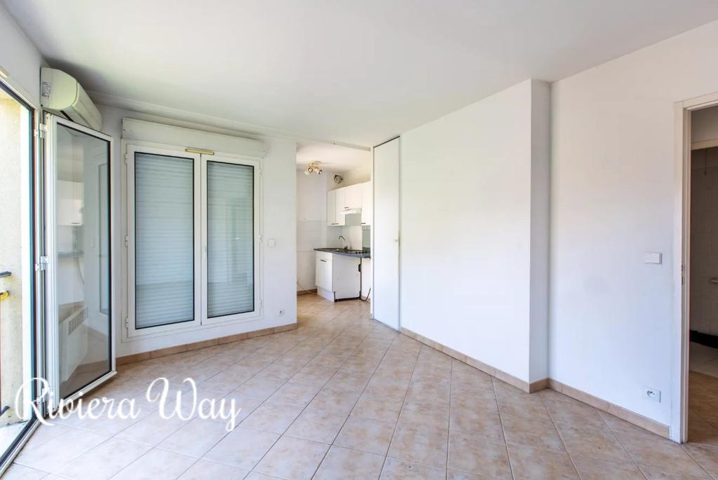 2 room apartment in Villefranche-sur-Mer, photo #4, listing #94012296