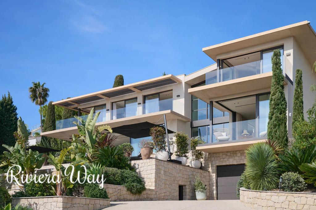 9 room villa in Cannes, photo #6, listing #102741996