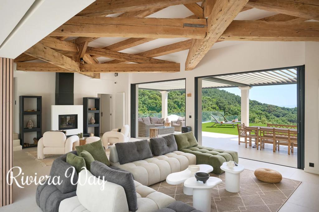 9 room villa in La Croix-Valmer, photo #8, listing #103323528