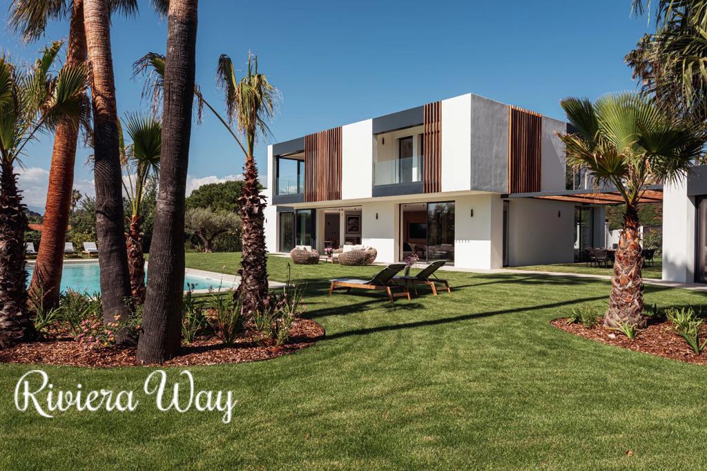 9 room villa in Cap d'Antibes, photo #4, listing #106466010