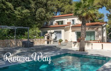 11 room villa in Villefranche-sur-Mer