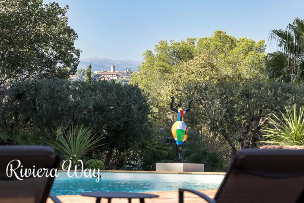 7 room villa in Mougins, photo #2, listing #103030956