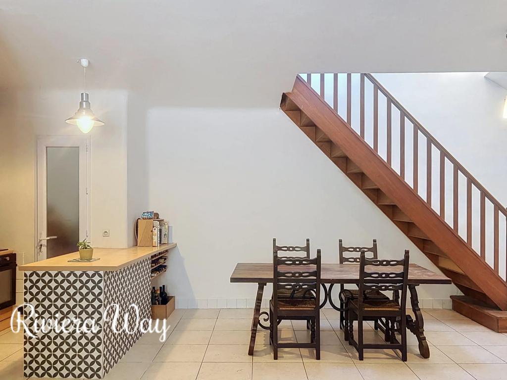 4 room apartment in Cap d'Antibes, photo #3, listing #107077656