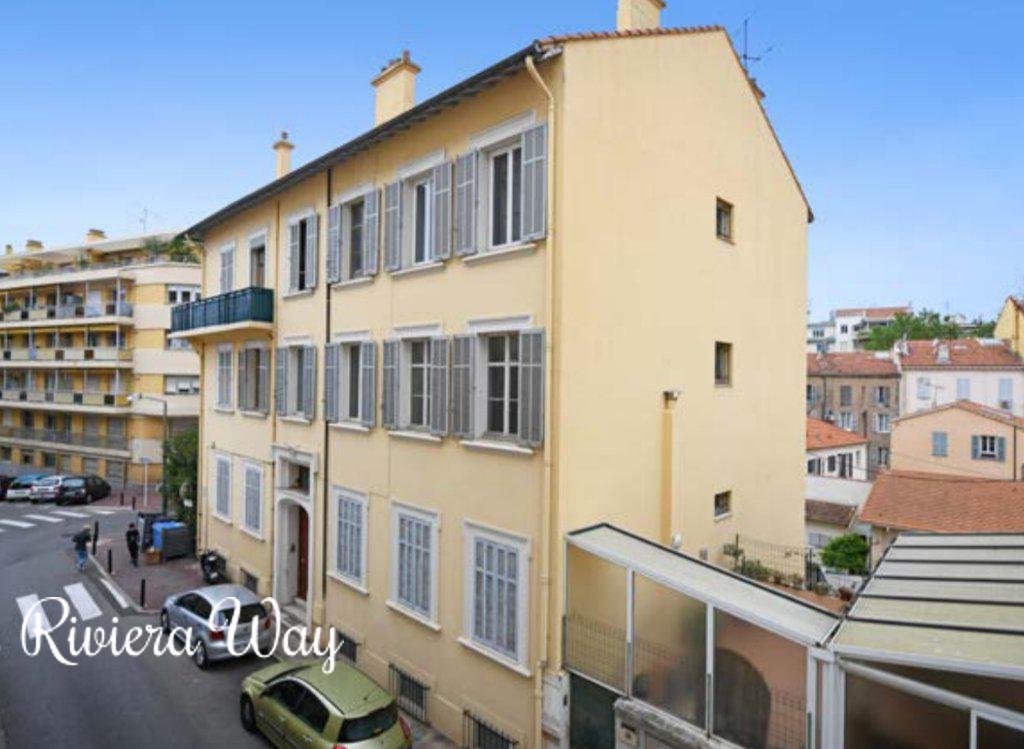 Apartment in Cannes, 43 m², photo #1, listing #80801574