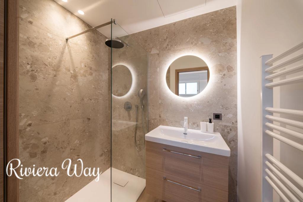 3 room apartment in Cannes, photo #9, listing #107133348