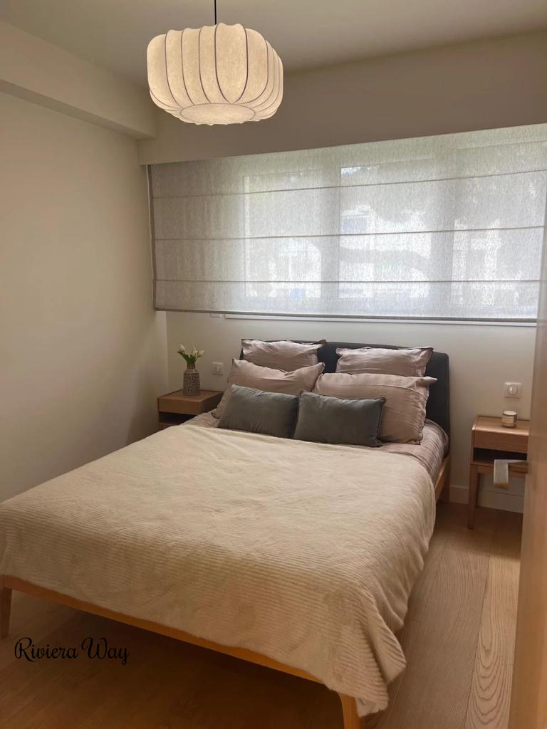 Apartment in Villefranche-sur-Mer, photo #9, listing #103975704