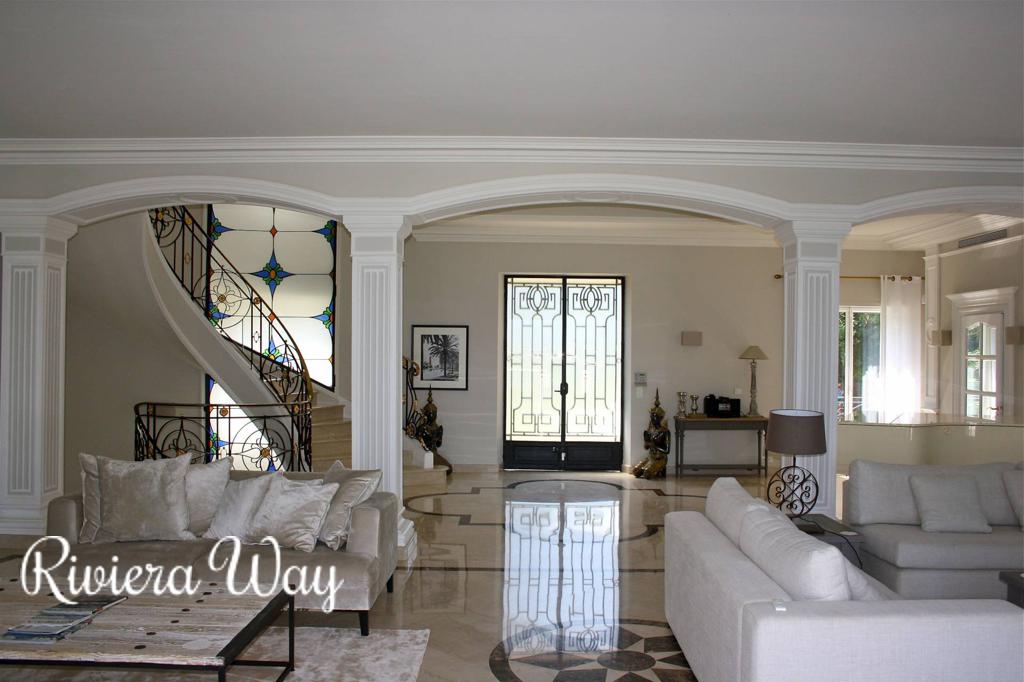 11 room villa in Cap d'Antibes, photo #4, listing #87859254