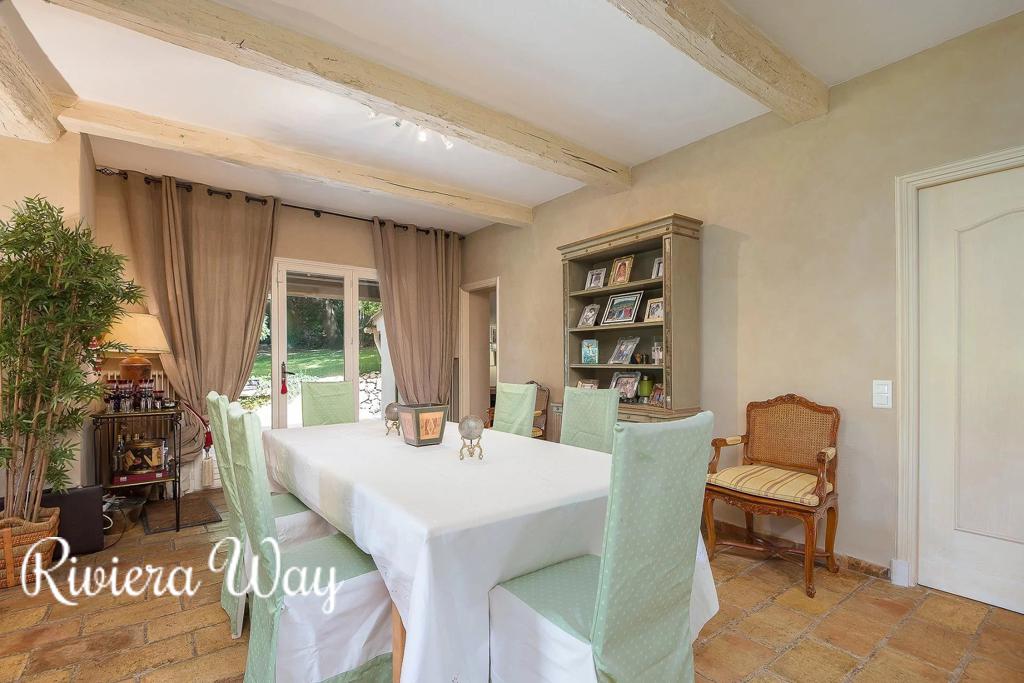 6 room villa in Mougins, photo #3, listing #100359756