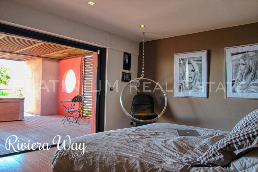 6 room villa in Roquebrune-sur-Argens, photo #7, listing #78852270