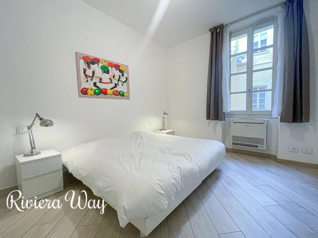 2 room apartment in Cannes, photo #5, listing #106248282