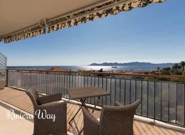 4 room apartment in Cannes, 135 m², photo #3, listing #103227516