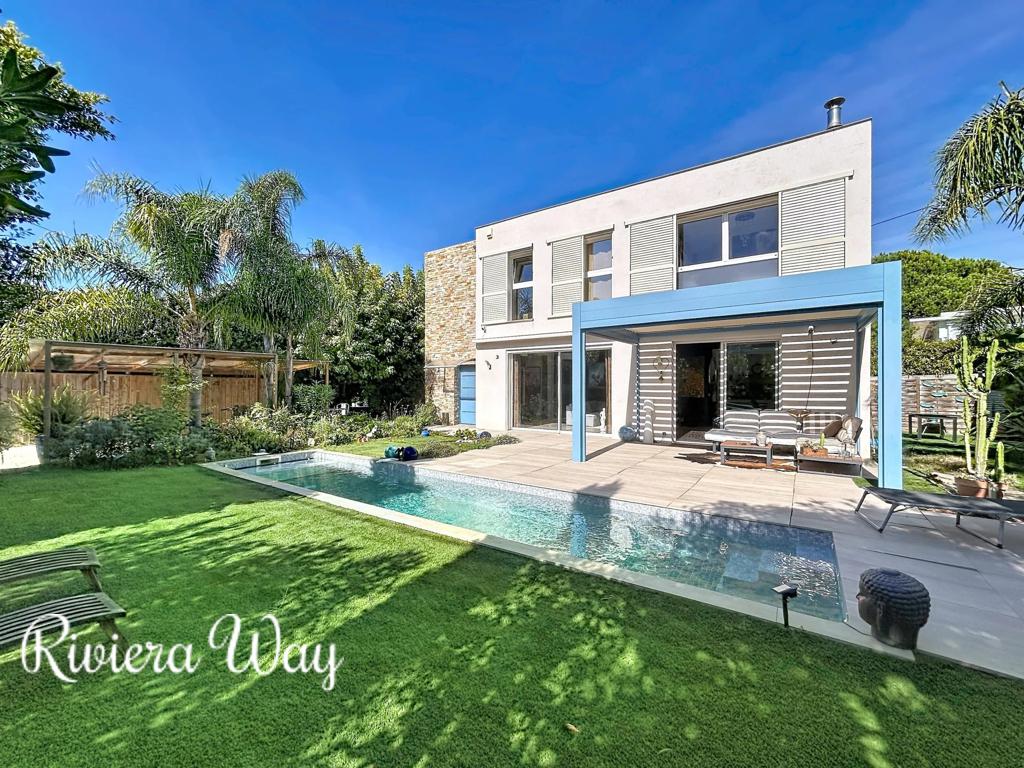6 room villa in Cap d'Antibes, photo #4, listing #107118396