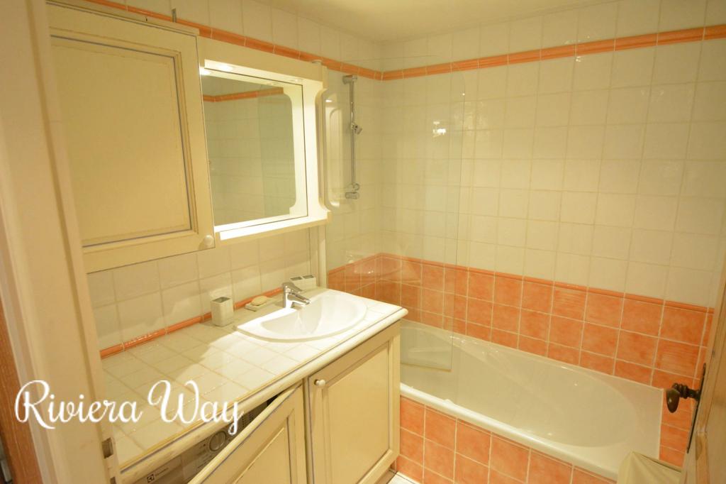 3 room apartment in Juan-les-Pins, photo #8, listing #100326408