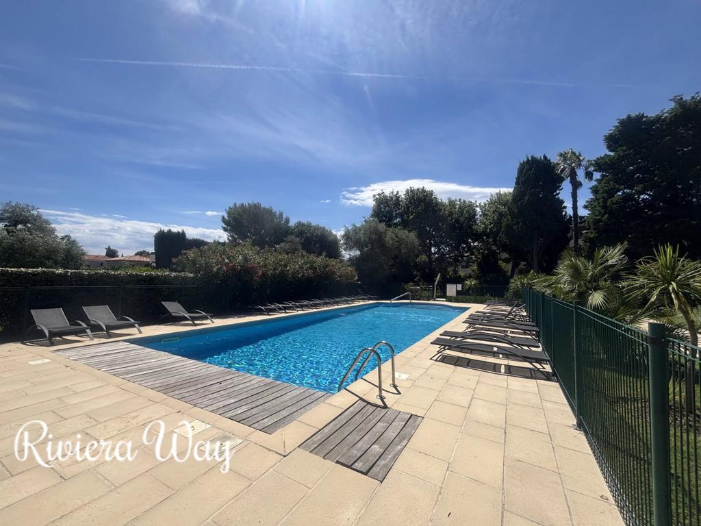 3 room apartment in Cap d'Antibes, photo #4, listing #106497594