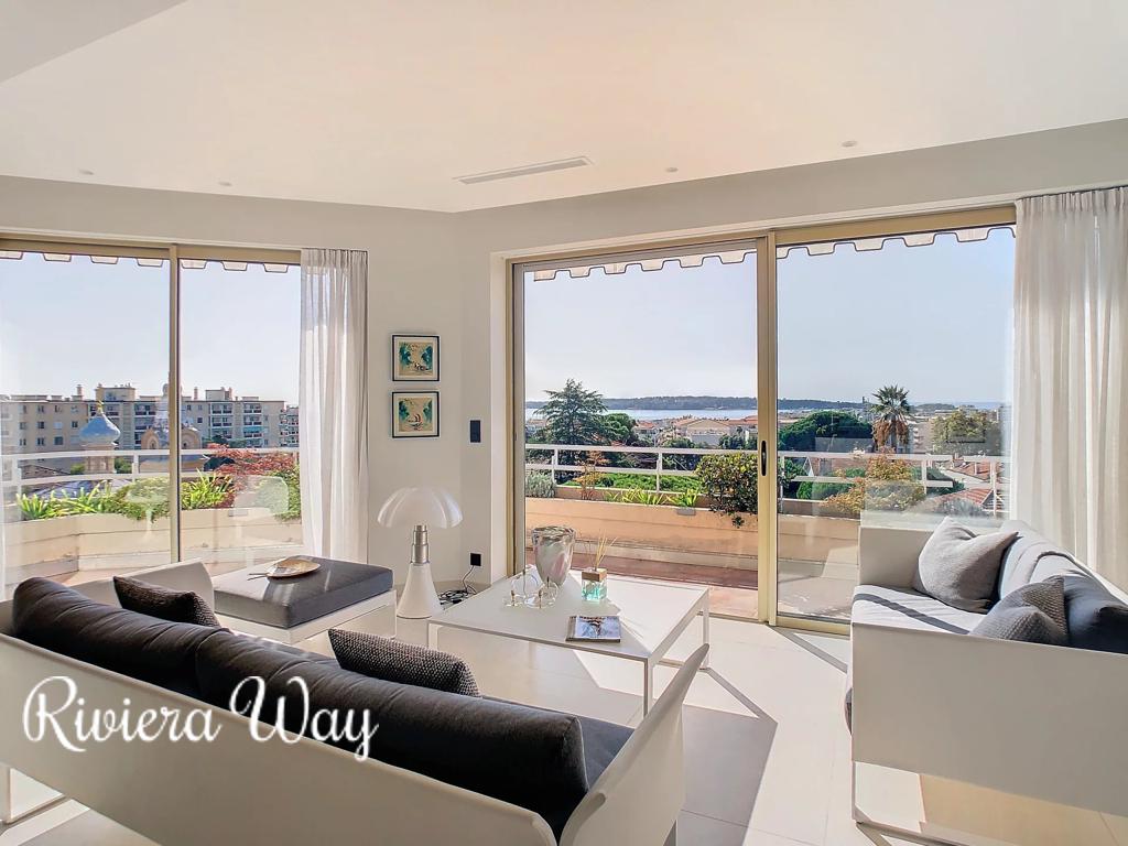 5 room apartment in Cannes, photo #5, listing #100683786