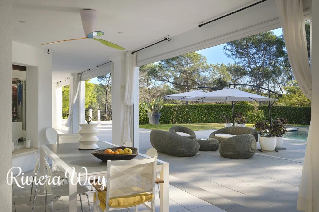 7 room villa in Mougins, photo #6, listing #98827890