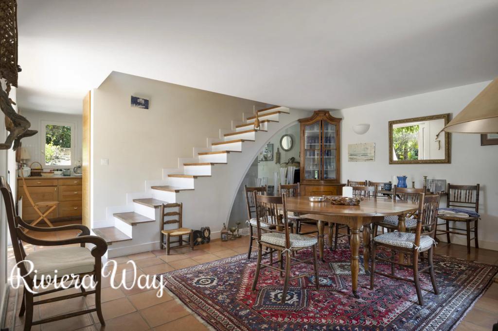 9 room villa in Rayol-Canadel-sur-Mer, 286 m², photo #8, listing #104026020