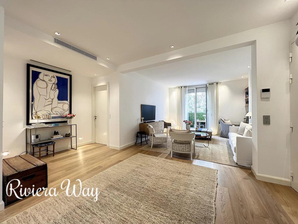 3 room apartment in Cannes, photo #3, listing #102630276