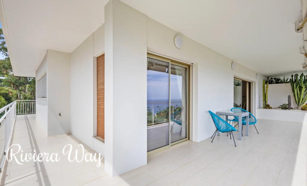 3 room apartment in Cannes, photo #5, listing #106444170