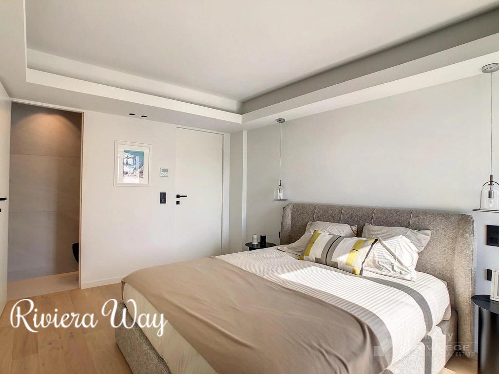 4 room apartment in Cannes, photo #5, listing #94354932