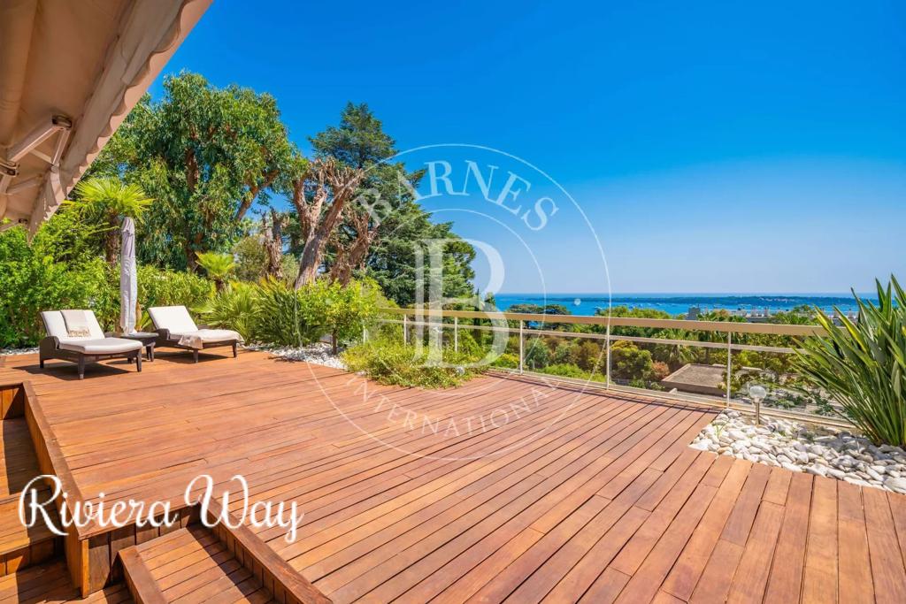 4 room apartment in Cannes, photo #4, listing #92771532