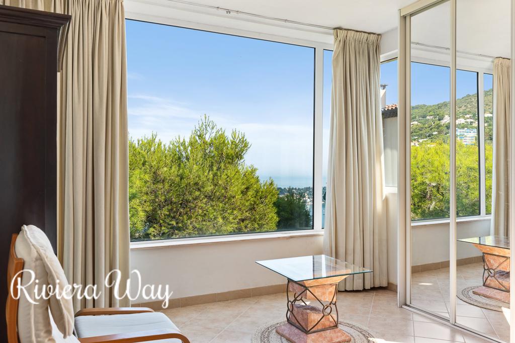 Villa in Villefranche-sur-Mer, photo #2, listing #80309922
