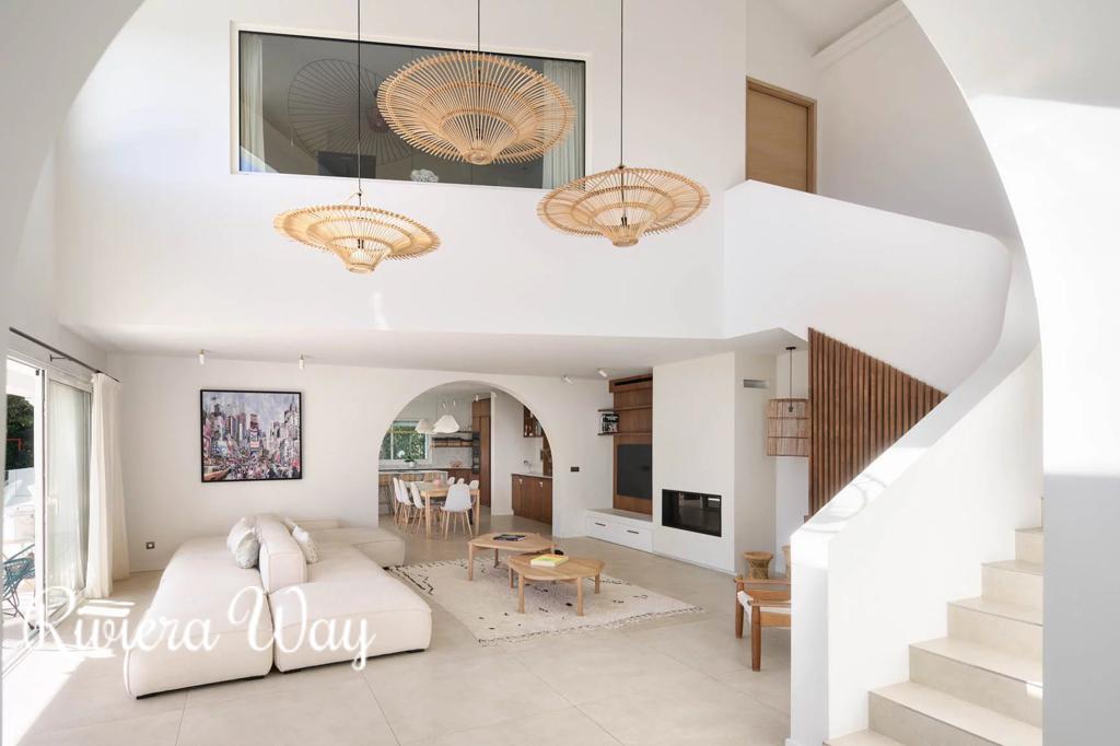 Villa in Valbonne, photo #3, listing #106364748