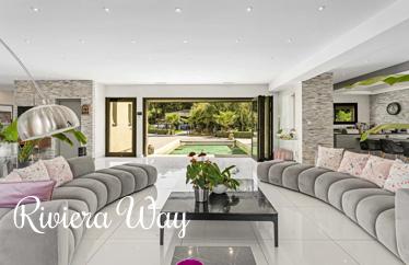 11 room villa in Le Pradet, 100 m²