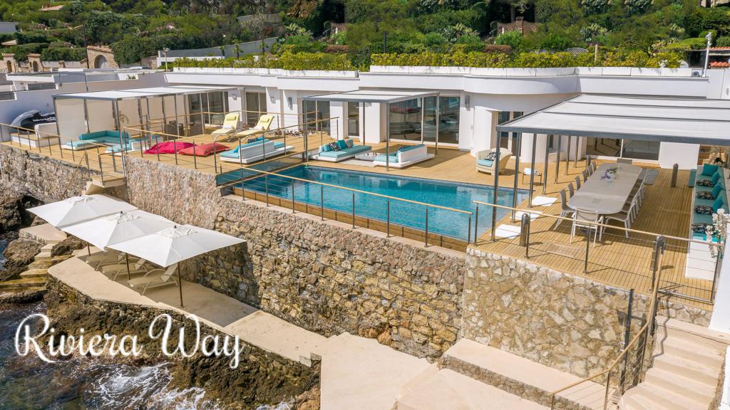 5 room villa in Cap d'Antibes, photo #1, listing #78787842