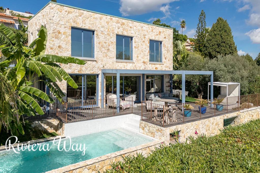 5 room villa in Cannes, photo #3, listing #104187132
