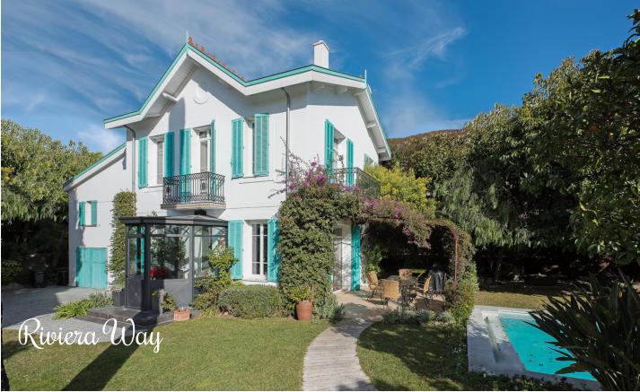 Villa in Cap d'Antibes, 960 m², photo #1, listing #63510216