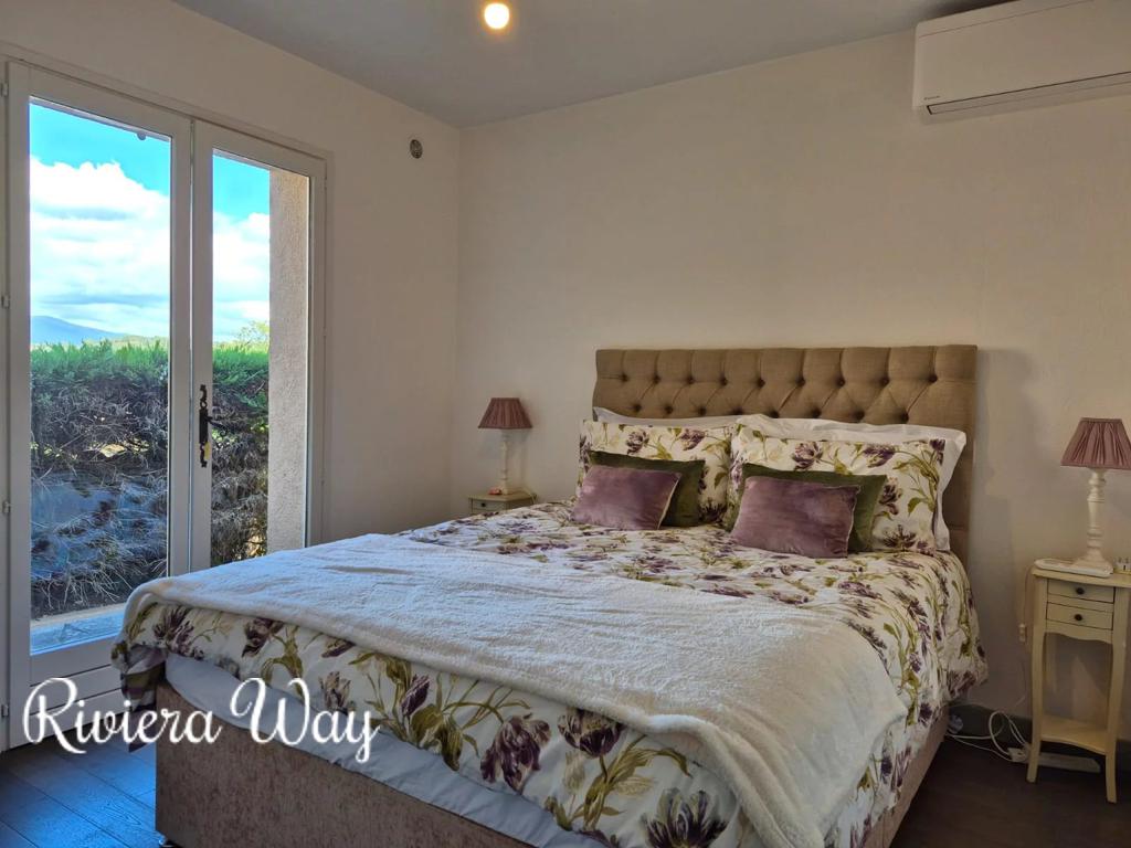 5 room villa in Mougins, photo #7, listing #107100210