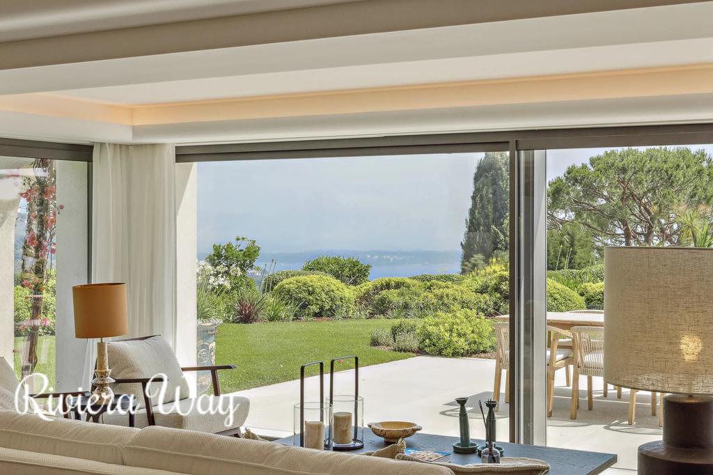 10 room villa in Cannes, photo #4, listing #107235660