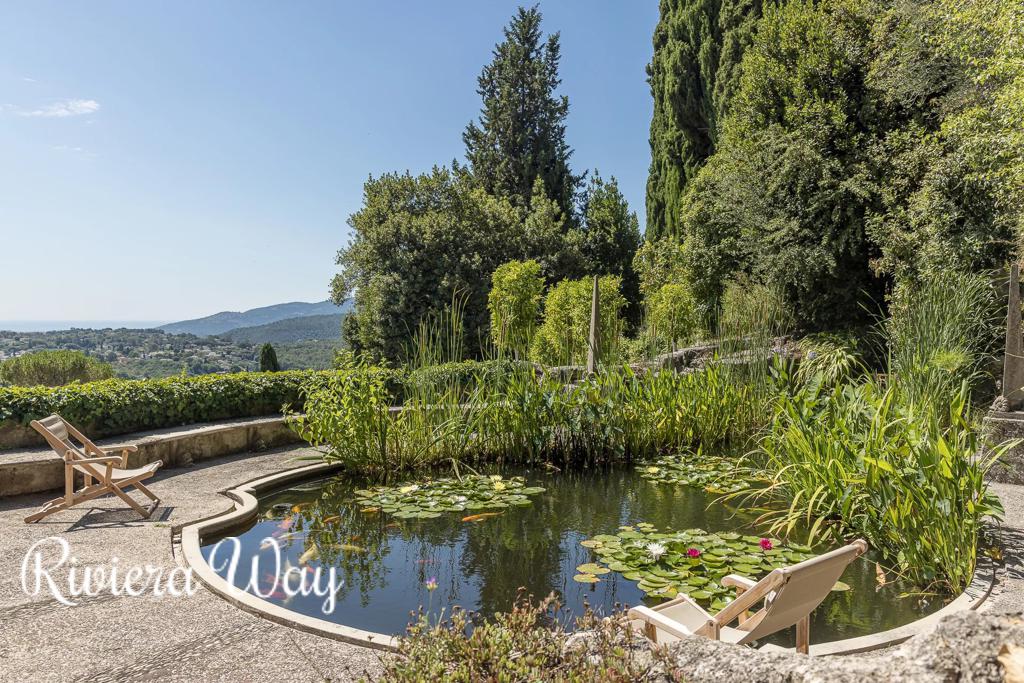 15 room villa in Grasse, photo #3, listing #86854404