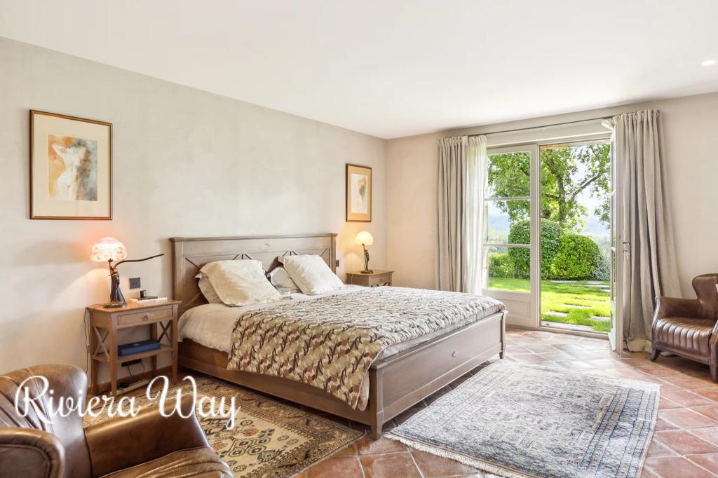 10 room villa in Fayence, photo #7, listing #103169178