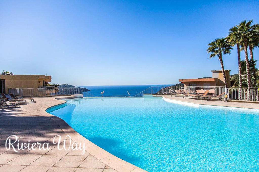 5 room penthouse in Villefranche-sur-Mer, 203 m², photo #1, listing #74756640