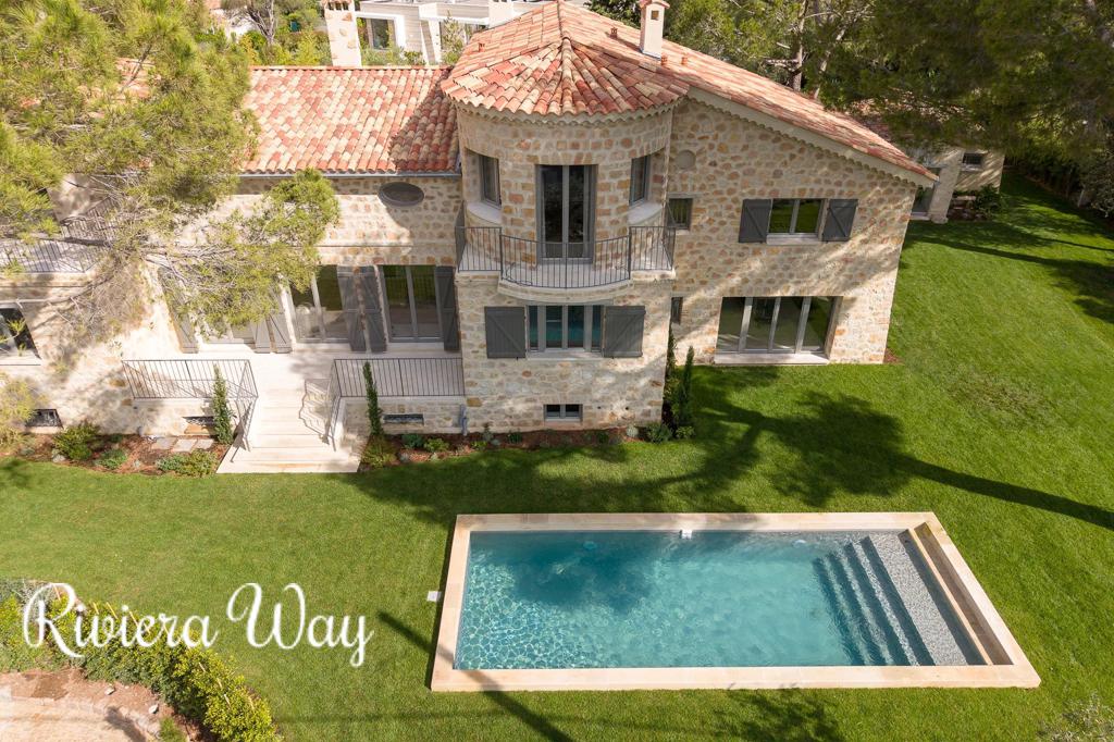 8 room villa in Cap d'Antibes, photo #5, listing #106571934