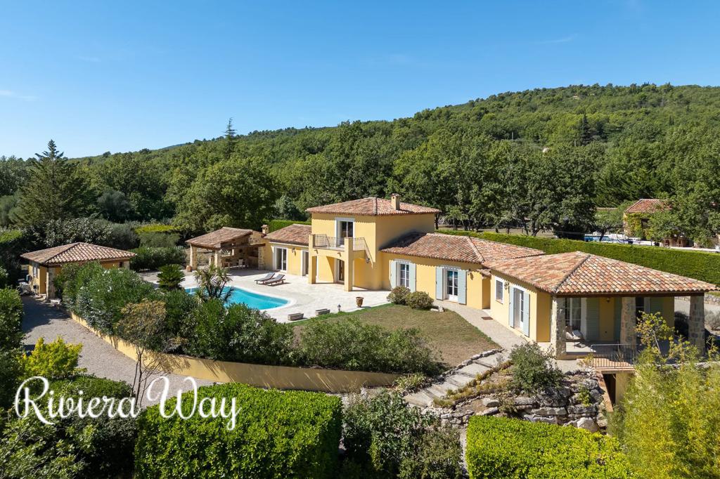 6 room villa in Fayence, photo #8, listing #104187174