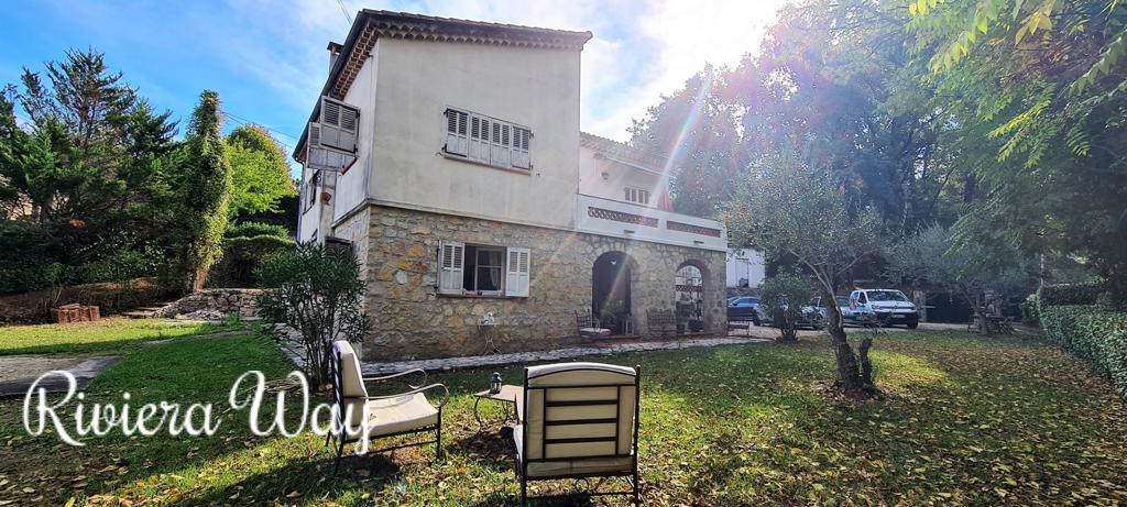 8 room villa in Valbonne, photo #3, listing #92537508